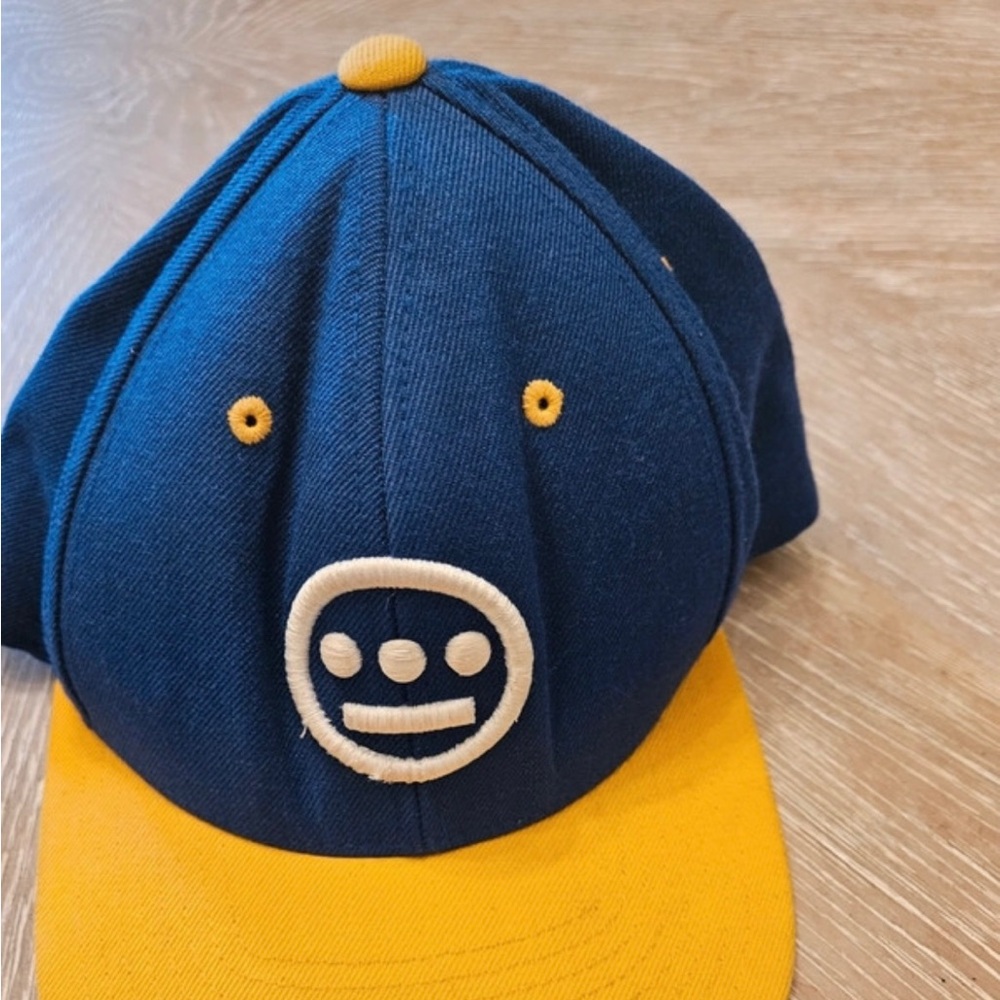 Hiero Logo Embroidery Snapback - Vintage